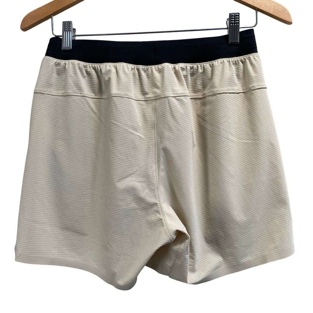 NEW Rhone 5" Invictus Unlined Ripstop Short Sandstone Beige Small - Picture 5 of 6